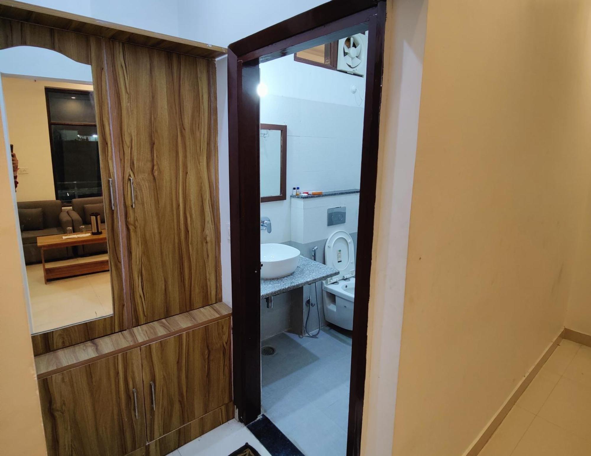 Alaknanda Motel & Restaurant Rudraprayag Exterior photo